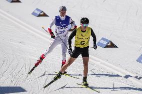 (SP)CHINA-ZHANGJIAKOU-WINTER PARALYMPICS-PARA BIATHLON-MEN'S MIDDLE DISTANCE VISION IMPAIRED (CN)