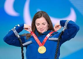 (SP)CHINA-ZHANGJIAKOU-WINTER PARALYMPICS-PARA BIATHLON-WOMEN'S MIDDLE DISTANCE SITTING-AWARDING CEREMONY (CN)