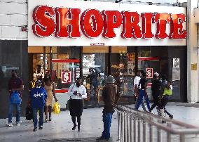 SOUTH AFRICA-CAPE TOWN-SHOPRITE-PROFITS-GROWTH