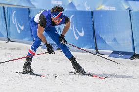 (SP)CHINA-ZHANGJIAKOU-WINTER PARALYMPICS-PARA CROSS-COUNTRY SKIING-MEN'S SPRINT FREE STANDING FINAL (CN)