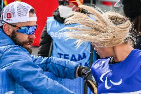 (SP)CHINA-ZHANGJIAKOU-WINTER PARALYMPICS-PARA CROSS-COUNTRY SKIING-WOMEN'S SPRINT SITTING FINAL (CN)