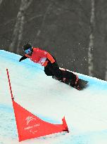 (SP)CHINA-ZHANGJIAKOU-WINTER PARALYMPICS-PARA SNOWBOARD-MEN'S BANKED SLALOM SB-LL1(CN)