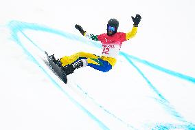 (SP)CHINA-ZHANGJIAKOU-WINTER PARALYMPICS-PARA SNOWBOARD-MEN'S BANKED SLALOM SB-LL1(CN)