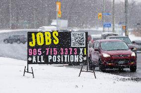 CANADA-TORONTO-UNEMPLOYMENT RATE-DECLINE