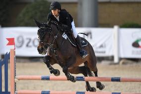 (SP)KUWAIT-MUBARAK AL-KABEER GOVERNORATE-EQUESTRIAN-HORSE JUMPING CHAMPIONSHIP