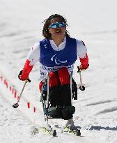 (SP)CHINA-ZHANGJIAKOU-WINTER PARALYMPICS-PARA CROSS-COUNTRY SKIING-WOMEN'S MIDDLE DISTANCE SITTING(CN)