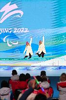 (SP)CHINA-BEIJING-WINTER PARALYMPICS-ALPINE SKIING-WOMEN'S SLALOM-VISION IMPAIRED-VICTORY CEREMONY (CN)