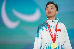 (SP)CHINA-ZHANGJIAKOU-WINTER PARALYMPICS-PARA CROSS-COUNTRY SKIING-MEN'S MIDDLE DISTANCE STANDING-VICTORY CEREMONY (CN)