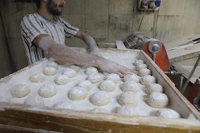 MIDEAST-JERUSALEM-PITA BREAD