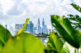 MALAYSIA-KUALA LUMPUR-SPRING