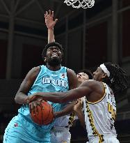 (SP)CHINA-SHENYANG-BASKETBALL-CBA LEAGUE-QINGDAO VS ZHEJIANG (CN)