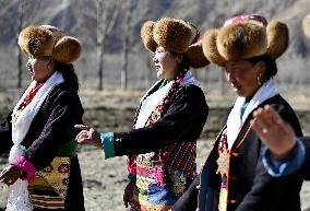 (InTibet)CHINA-TIBET-SPRING FARMING (CN)