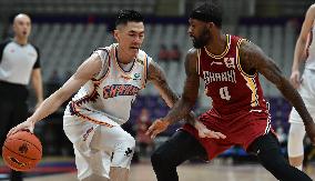 (SP)CHINA-SHENYANG-BASKETBALL-CBA LEAGUE-SHANXI LOONGS VS SHANGHAI SHARKS (CN)