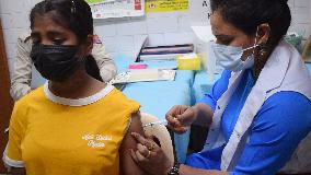 INDIA-VACCINATION-MINORS