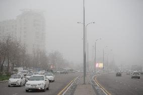 UZBEKISTAN-TASHKENT-FOG