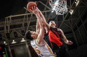 (SP)CHINA-SHENYANG-BASKETBALL-CBA LEAGUE-SHANXI LOONGS VS JIANGSU DRAGONS (CN)