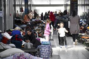 People fleeing Ukraine