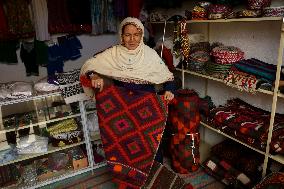 AFGHANISTAN-BAMIYAN-ART BAZAAR