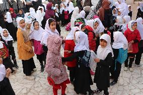 AFGHANISTAN-HERAT-SCHOOL-ACADEMIC YEAR-START