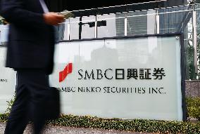 SMBC Nikko deputy president arrested for alleged market manipulation