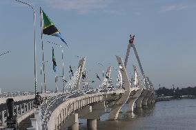 TANZANIA-DAR ES SALAAM-TANZANITE BRIDGE