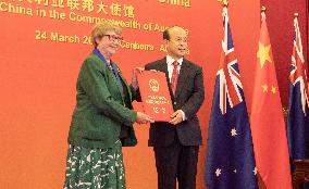 AUSTRALIA-CANBERRA-SCIENTISTS-CHINA-AWARD