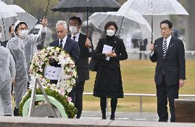 Japan PM Kishida, U.S. envoy Emanuel in Hiroshima