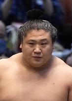 Sumo: Spring tournament winner Wakatakakage