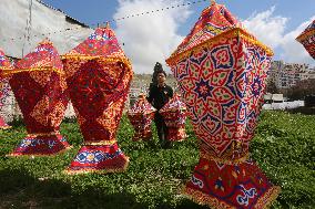 MIDEAST-NABLUS-RAMADAN-LANTERNS