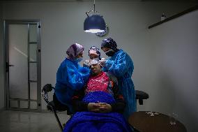 MIDEAST-GAZA CITY-PLASTIC SURGERY