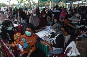 INDONESIA-SOUTH TANGERANG-COVID-19-VACCINATION