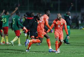 (SP)ALGERIA-BLIDA-FOOTBALL-WORLD CUP QUALIFIERS-ALGERIA VS CAMEROON