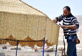 SYRIA-DAMASCUS-REEDS-CRAFT