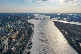 CHINA-HEILONGJIANG-RIVER-FLOWING ICE (CN)