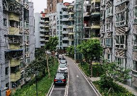 CHINA-CHONGQING-RESIDENTIAL COMMUNITY-PARKING (CN)