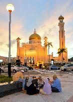 BRUNEI-BANDAR SERI BEGAWAN-RAMADAN