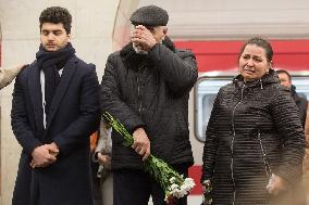 RUSSIA-ST. PETERSBURG-SUBWAY-EXPLOSION-COMMEMORATION