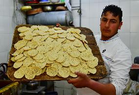 SYRIA-DAMASCUS-RAMADAN-SWEETS