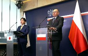 Japan-Poland talks