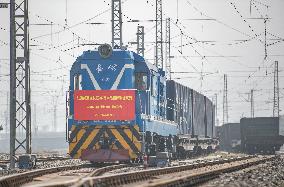 CHINA-CHONGQING-NEW INT'L LAND-SEA FREIGHT TRAIN (CN)