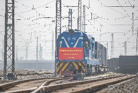 CHINA-CHONGQING-NEW INT'L LAND-SEA FREIGHT TRAIN (CN)