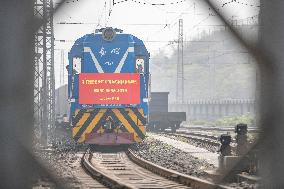 CHINA-CHONGQING-NEW INT'L LAND-SEA FREIGHT TRAIN (CN)
