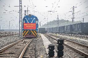 CHINA-CHONGQING-NEW INT'L LAND-SEA FREIGHT TRAIN (CN)