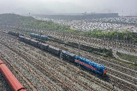 CHINA-CHONGQING-NEW INT'L LAND-SEA FREIGHT TRAIN (CN)