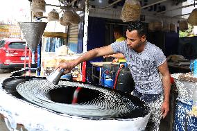 EGYPT-CAIRO-RAMADAN-TRADITIONAL SWEETS