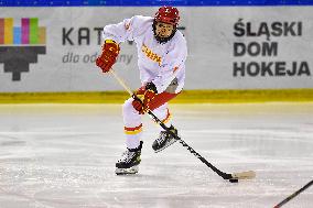 (SP)POLAND-KATOWICE-ICE HOCKEY-IIHF WOMEN'S WORLD CHAMPIONSHIP DIVISION I GROUP B-CHN VS POL