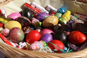 CROATIA-VODICE-EASTER EGGS TAPPING