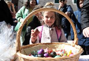 CROATIA-VODICE-EASTER EGGS TAPPING