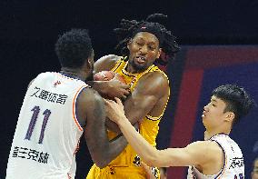 (SP)CHINA-NANCHANG-BASKETBALL-CBA LEAGUE-ZHEJIANG LIONS VS SHANGHAI SHARKS (CN)