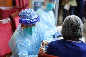 CHINA-BEIJING-VACCINATION-SENIOR CITIZENS (CN)